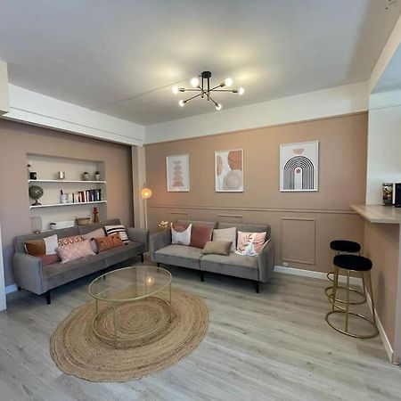Appartement Spacieux A Deux Pas Du Centre Remeš Exteriér fotografie